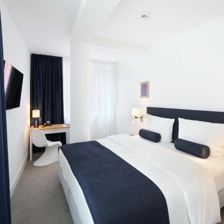 Bayer 89 Vi Vadi Hotel - Double Room - 1