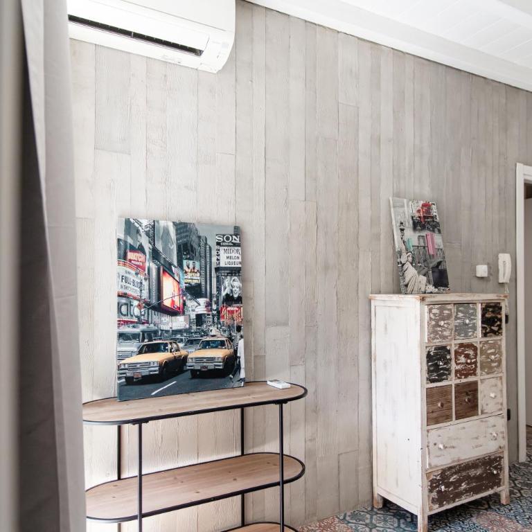 Love Urban Loft by "The House Of Travelers" - One-Bedroom Apartment - 42