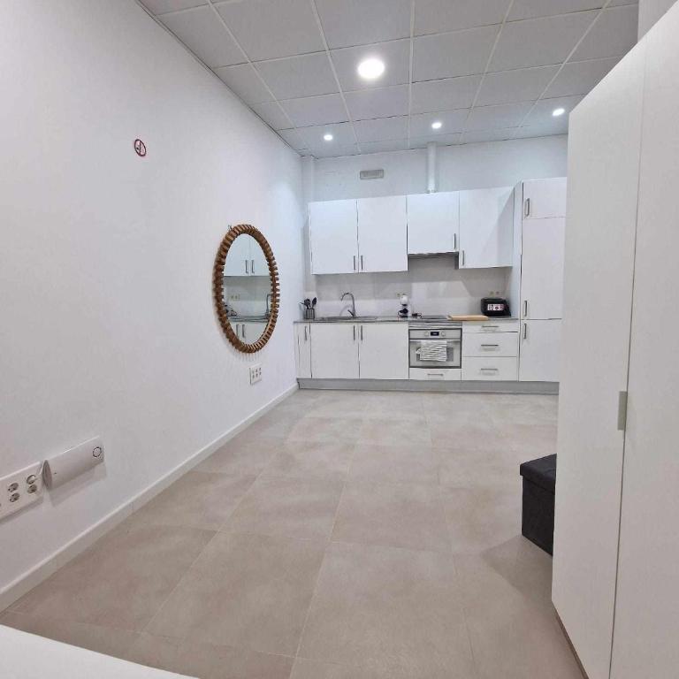 Urban suite 4 (1 room) - One-Bedroom Apartment - 14