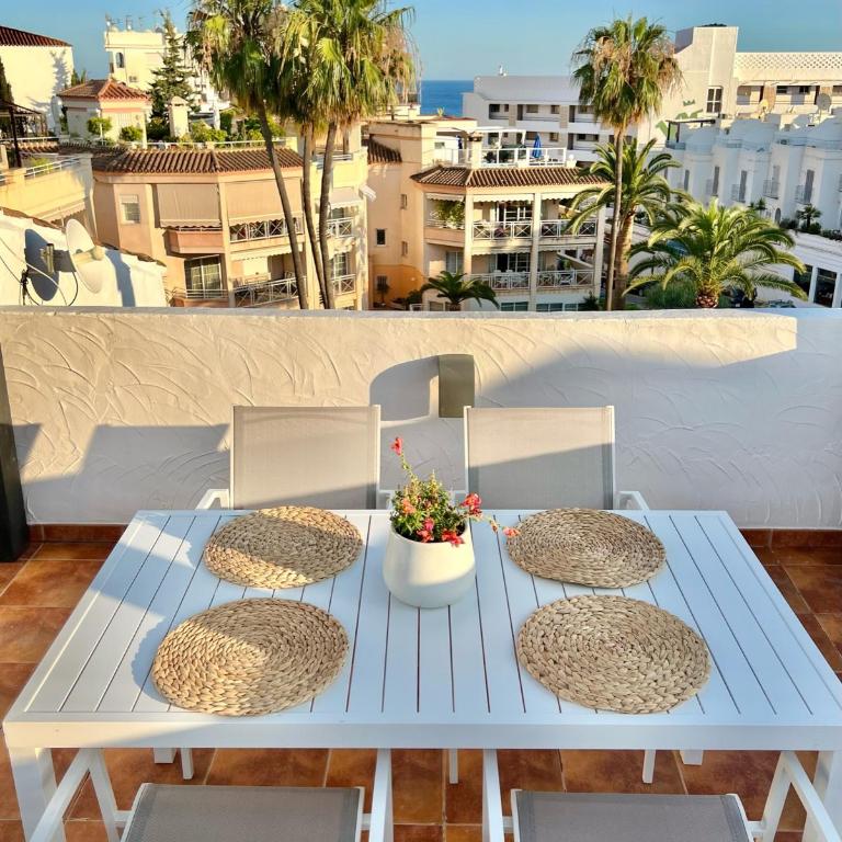 AP387 Alcazaba South View - Two-Bedroom Apartment - 7