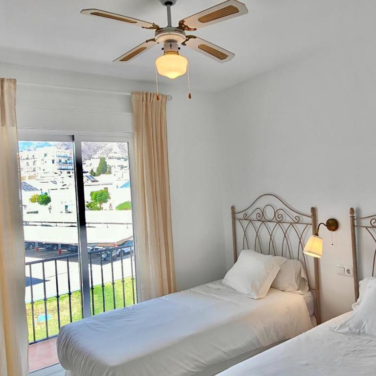 AP387 Alcazaba South View - Two-Bedroom Apartment - 25