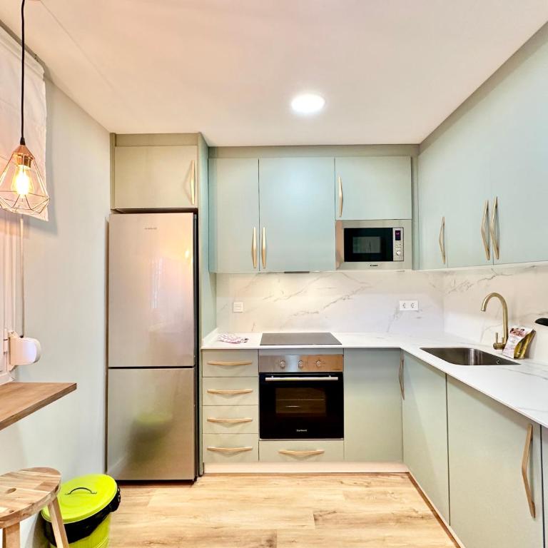 Alvarito Beach Marbella - EaW Homes - Two-Bedroom Apartment - 17