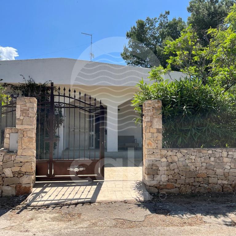 Villa Sebastia - 100m dalla spiaggia By Cala Salento - Three-Bedroom Villa - 55