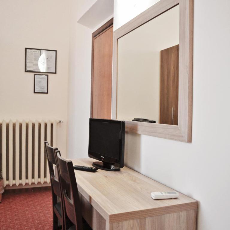 Hotel Arno Bellariva - Camera Tripla Economy - 3