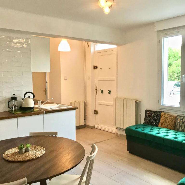 Blue Summer Vibes - Apartment 5 - AC, parking, beach at 50m, SPA discnt - Appartamento con 2 Camere da Letto - 1