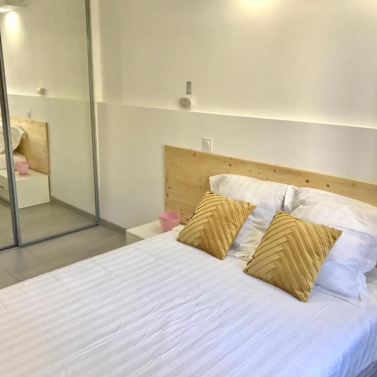 Blue Summer Vibes - Apartment 5 - AC, parking, beach at 50m, SPA discnt - Appartamento con 2 Camere da Letto - 4