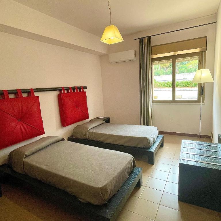 Aparthotel Isabella - Appartamento con 2 Camere da Letto - 9