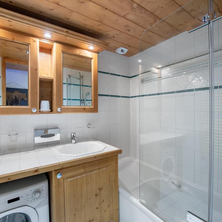 Appartement 4 pers proche pistes Méribel avec piscine - FR-1-566-53 - Appartement - 9