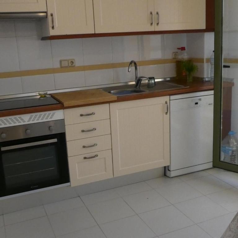 GOLF Y PLAYA EN SAN JUAN - Three-Bedroom House - 22