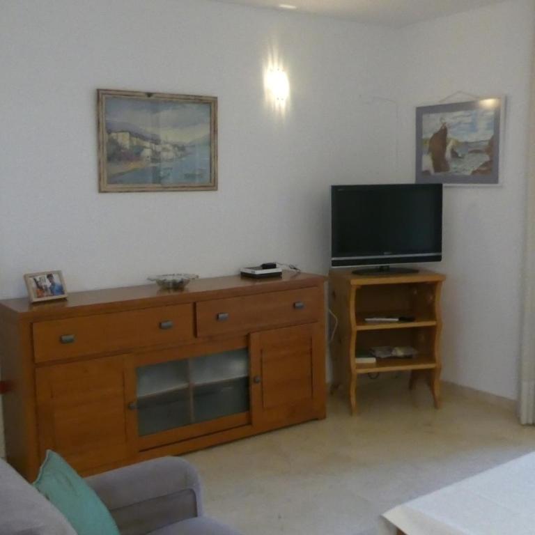 GOLF Y PLAYA EN SAN JUAN - Three-Bedroom House - 7