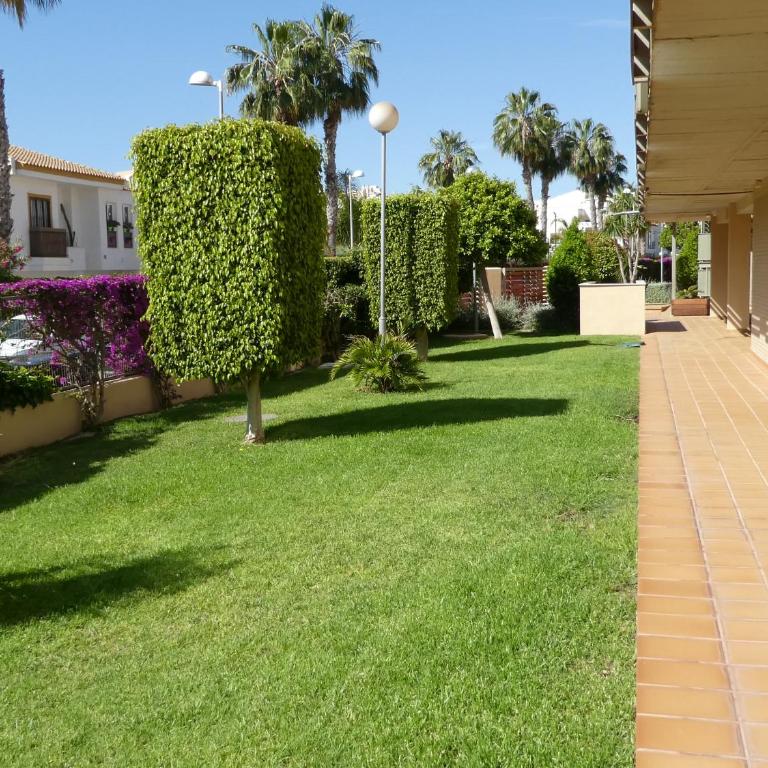 GOLF Y PLAYA EN SAN JUAN - Three-Bedroom House - 42