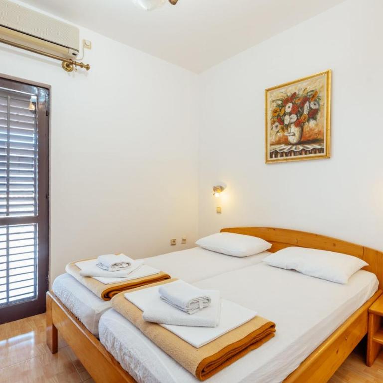 Radic Rooms - Double Room with Sea View - 7