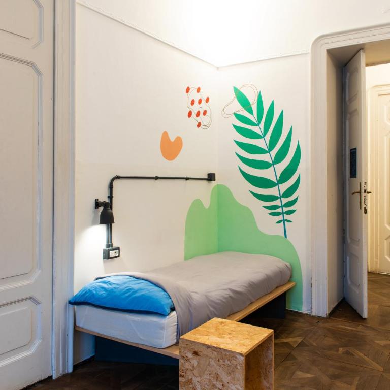 ControVento - Letto a Castello in Dormitorio Misto con 4 Letti - 11