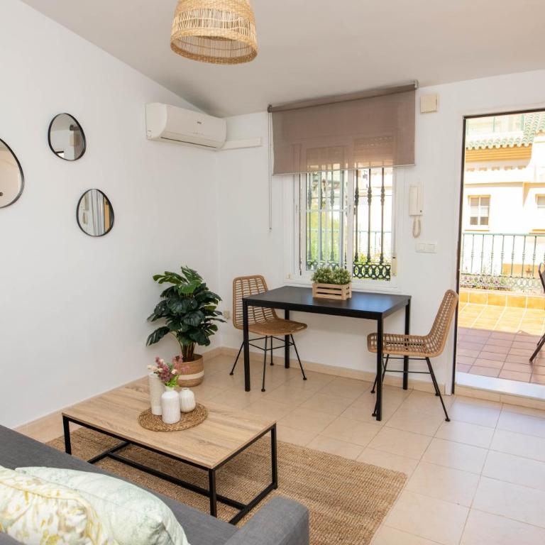 Pedregalejo Madueño 10 - Apartamento con terraza - 1