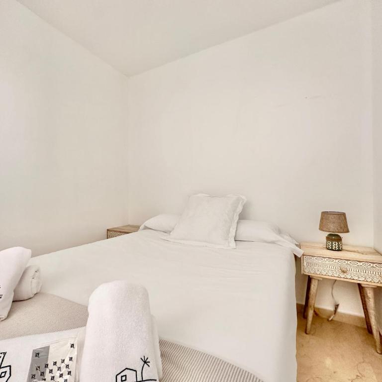 El Arenal Townhouse By The Beach With Swimming Pool - EaW Homes - Casa de 4 dormitorios - 21
