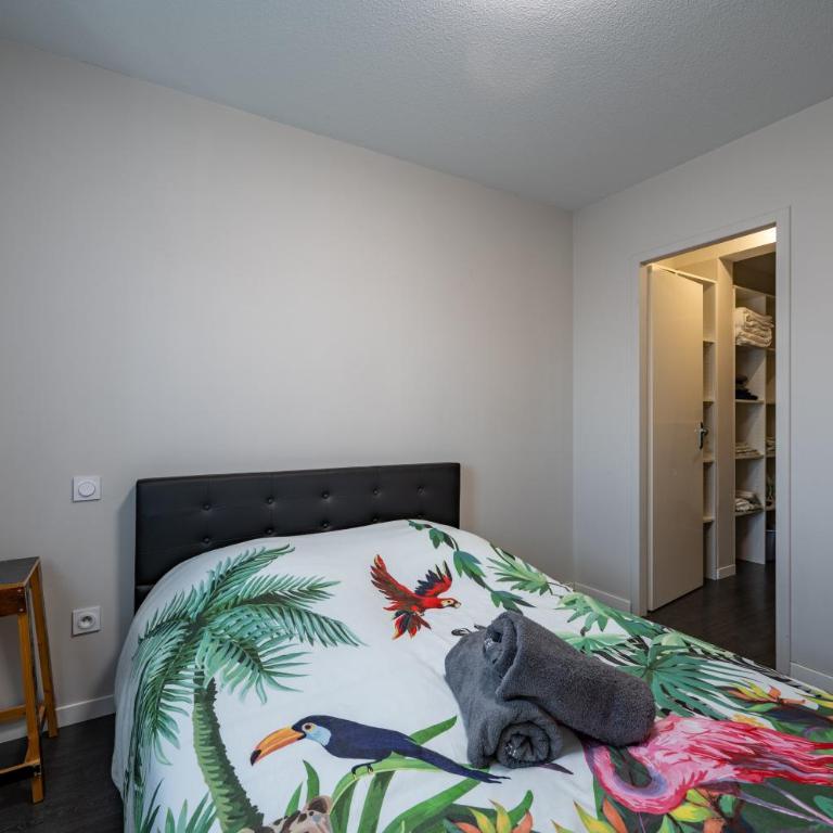 Le Saint Exupéry - T3 Centre Ville Avec Balcon + Parking Gratuit - Apartment mit 2 Schlafzimmern - 4