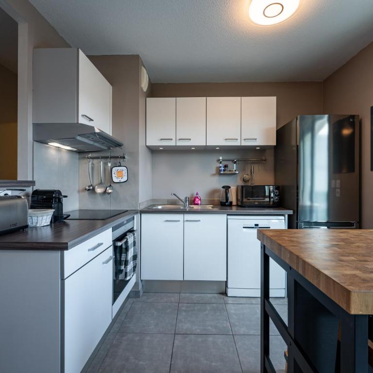 Le Saint Exupéry - T3 Centre Ville Avec Balcon + Parking Gratuit - Apartment mit 2 Schlafzimmern - 8