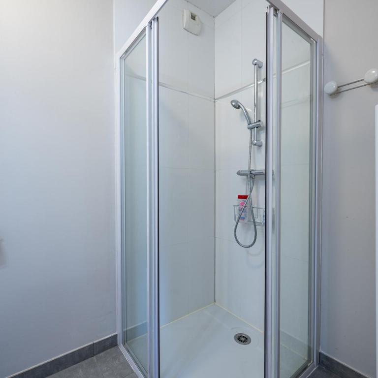 Le Saint Exupéry - T3 Centre Ville Avec Balcon + Parking Gratuit - Apartment mit 2 Schlafzimmern - 12