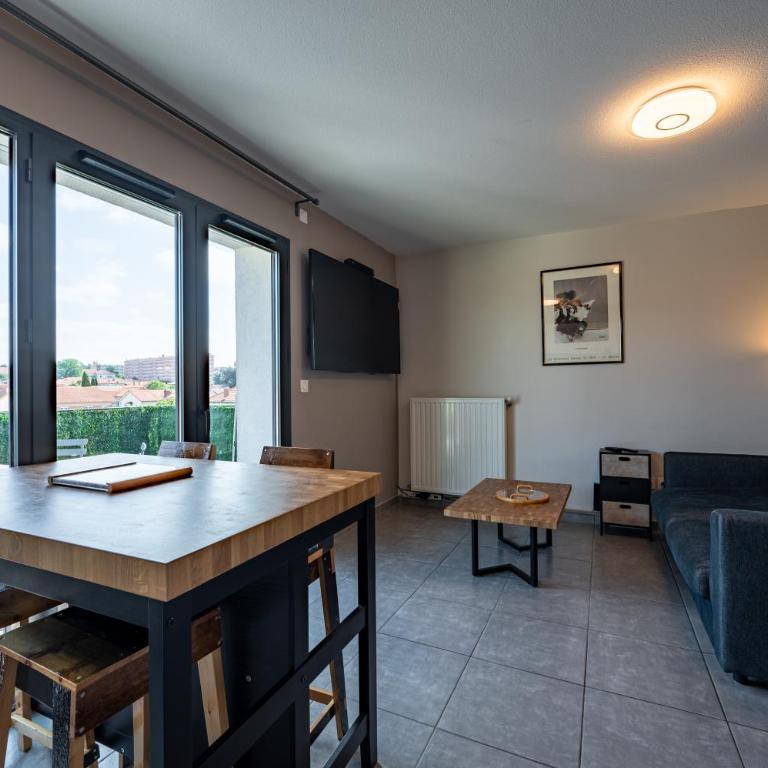 Le Saint Exupéry - T3 Centre Ville Avec Balcon + Parking Gratuit - Apartment mit 2 Schlafzimmern - 9