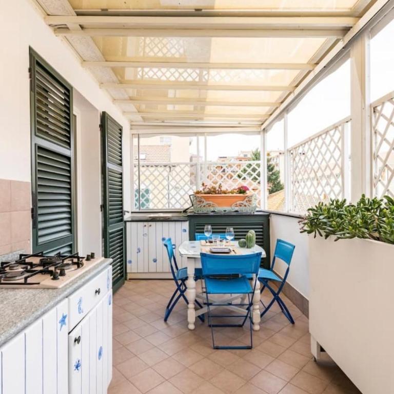Bilocale affrescato con box privato & spiaggia a 150m - Apartment - 3