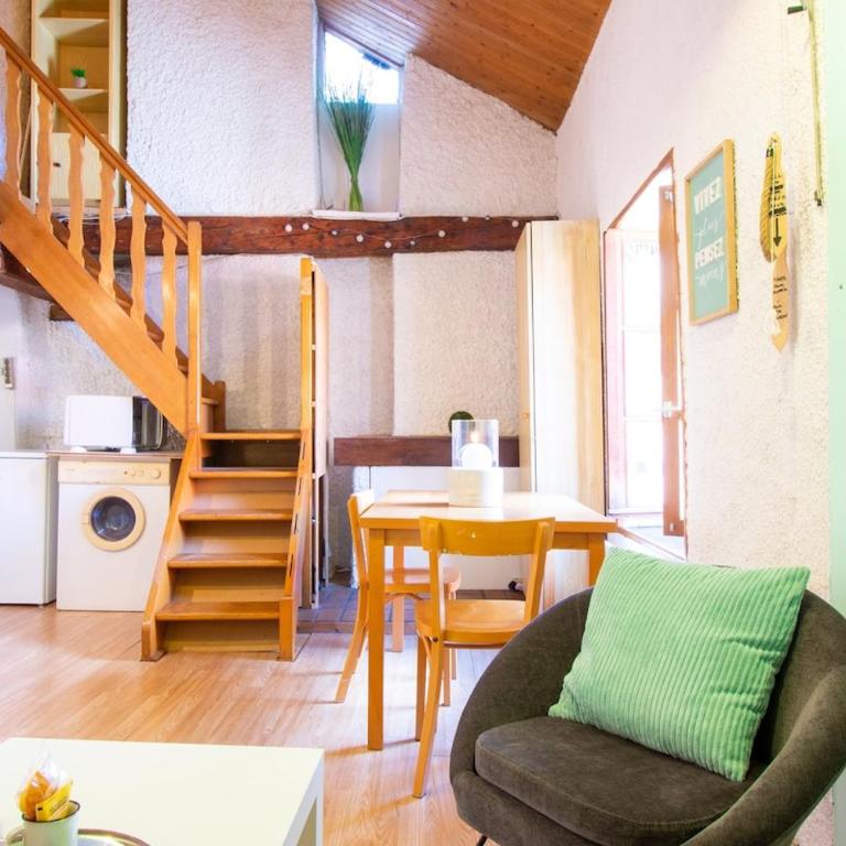 Perle du lac au coeur de la vieille ville - Loft - 12