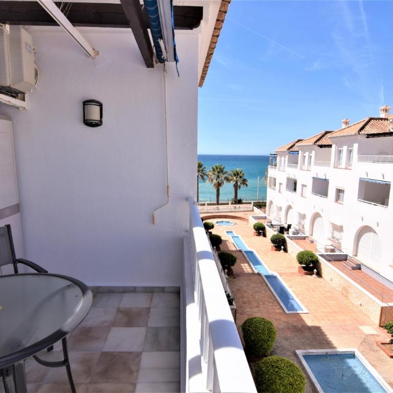 Edf. Fuentes C 2ºd - Eurosur - Apartment - 2