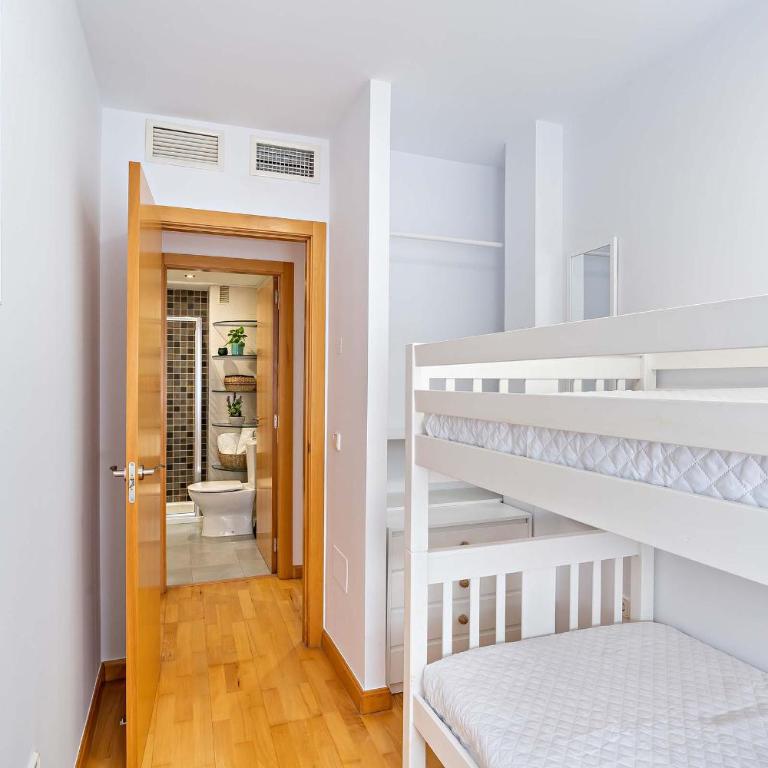 Apartamento El Castillo - Two-Bedroom Apartment - 21