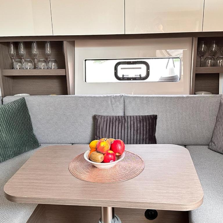 Puissance, Elegance et Style, Yacht à Deauville - Mobile Home - 16
