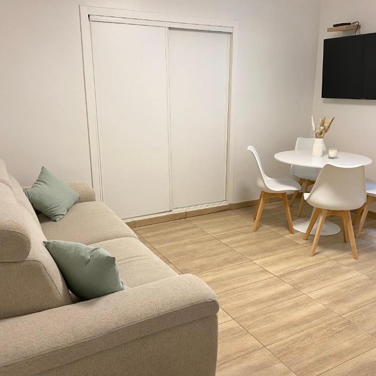 Appartements neuf - Frontière de Monaco - clim - WIFI - Studio - 9