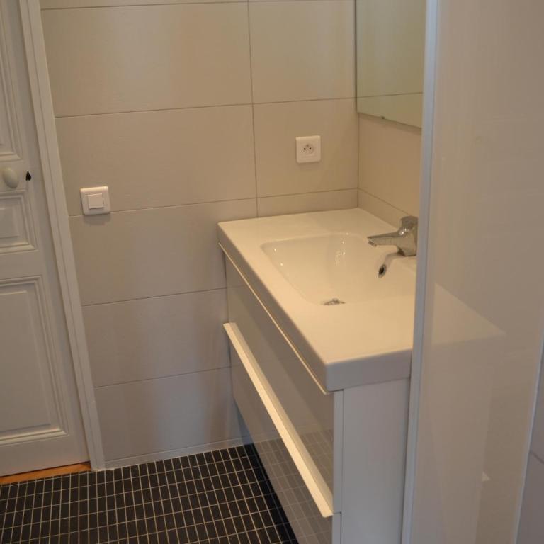 Appartement moulin rouge II - Apartment with Balcony - 16