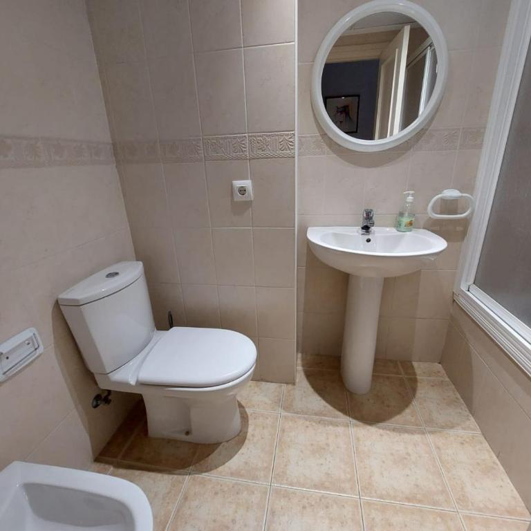 Apartamento con WIFI a 50m de la playa - Apartamento de 3 dormitorios - 14