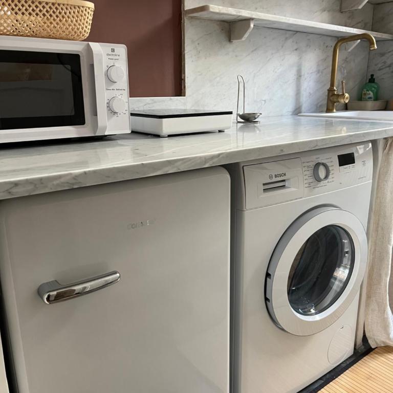 il Mandorlo - a due passi dal porto antico - Appartamento con 2 Camere da Letto - 24