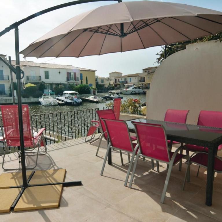 Belle Maison À Aigues-Mortes Avec Vue Sur La Mer - Maison de Vacances 3 Chambres - 11