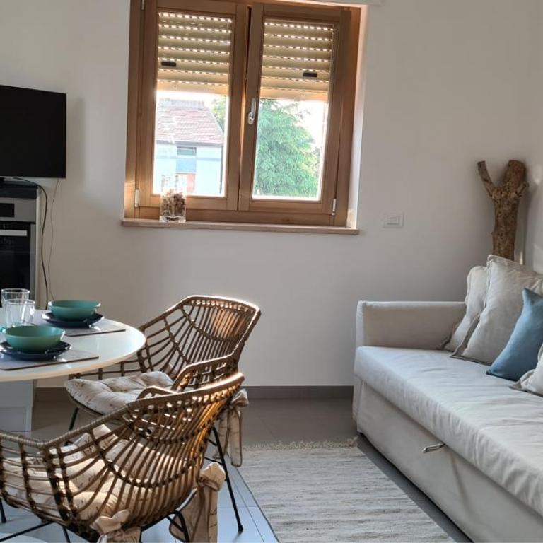 Rosso di Sera - One-Bedroom Apartment - 3