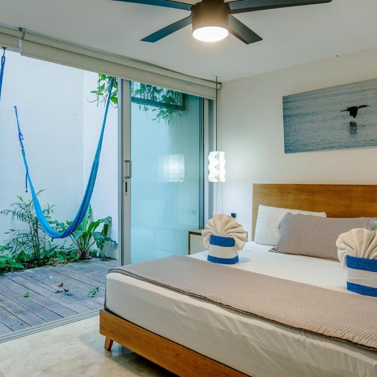 Aptartment with Patio, Rooftop & Pool Close to the Beach - Danzamar 2 - Two-Bedroom Apartment - 4