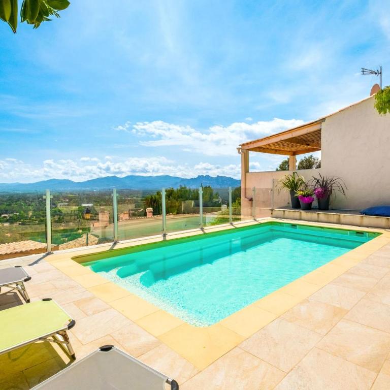 Pet Friendly Home In Roquebrune-Sur-Argens - Maison de Vacances 3 Chambres - 1