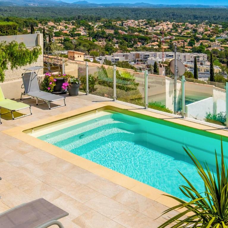 Pet Friendly Home In Roquebrune-Sur-Argens - Maison de Vacances 3 Chambres - 10