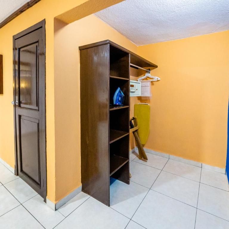 Hacienda Inn Aeropuerto - Standard Twin Room - 6