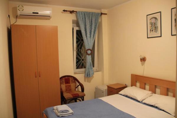 Best Location Old Town Budva Rooms - Comfort Double Room 4 - 2