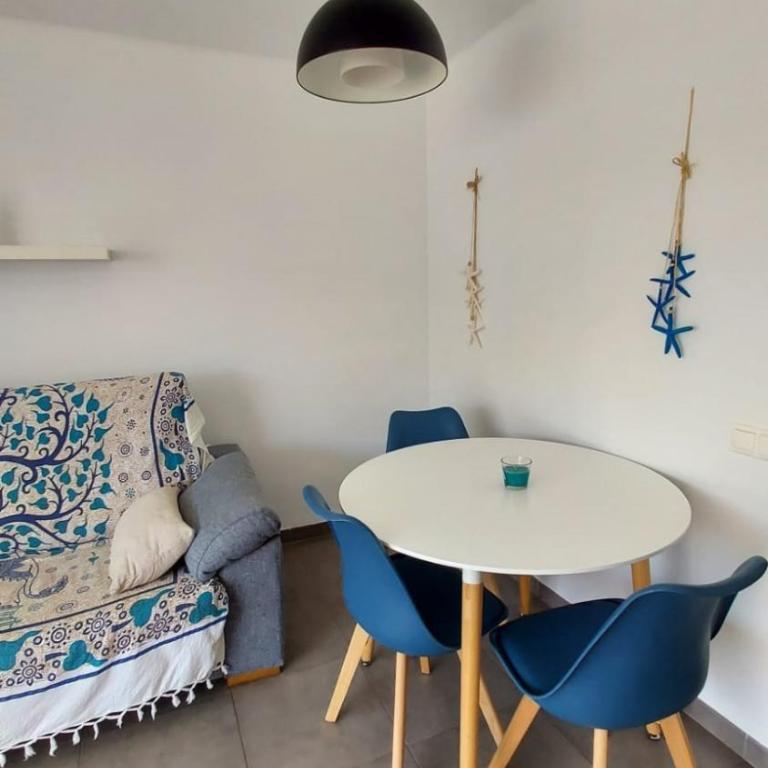 Apartamento acogedor y familiar - One-Bedroom Apartment - 4