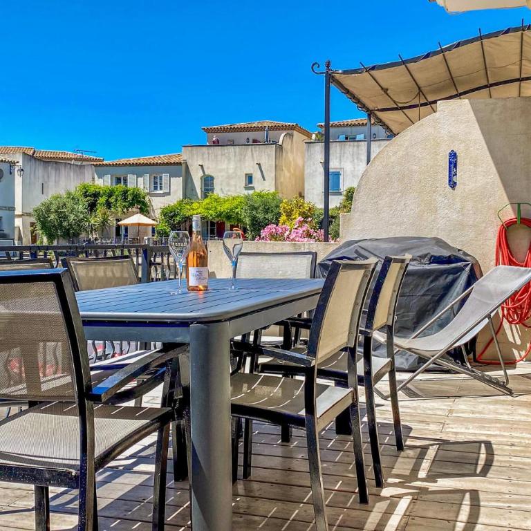 Superbe Maison À Aigues-Mortes - Maison de Vacances 3 Chambres - 11