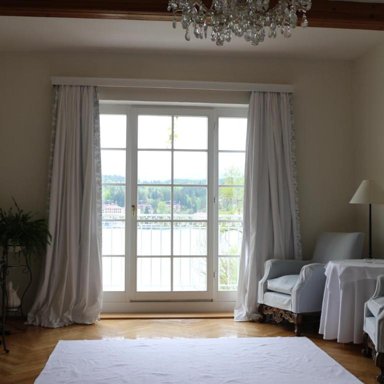 Hotel Seeschlößl Velden - Doppel-/Zweibettzimmer mit Seeblick - 1
