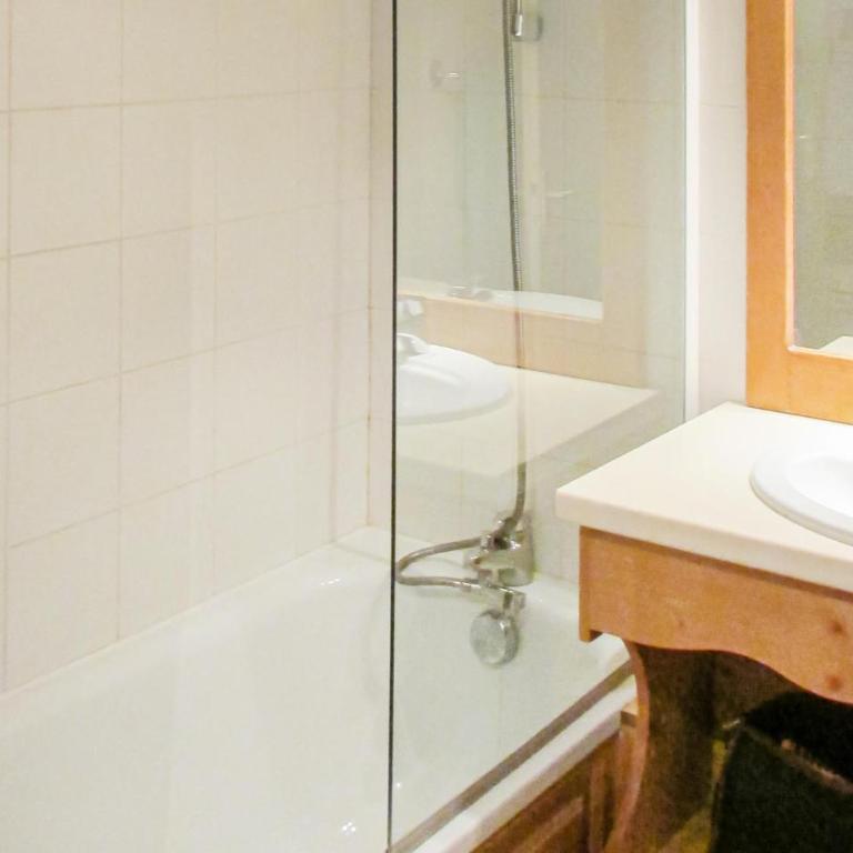 Gorgeous Apartment In Puy St Vincent - Appartement 2 Chambres - 19