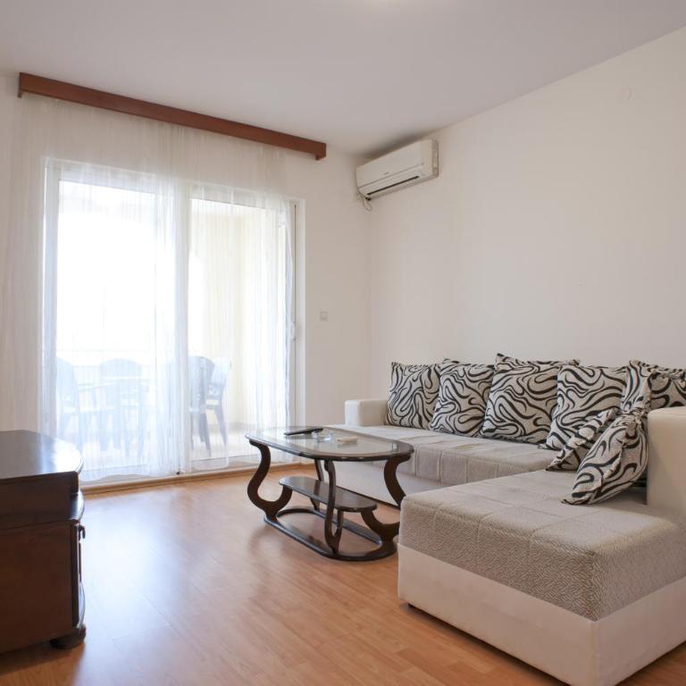 Apartmani Jovan - Apartman sa 2 Spavaće Sobe i Balkonom - 22