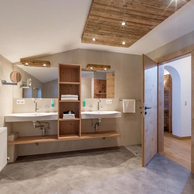 Appartements Schedererhaus - Apartamento de 2 dormitorios con balcón - 5