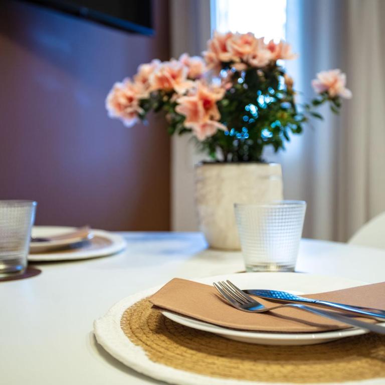 The Lady C - High Apartments - Standard Apartment - 7