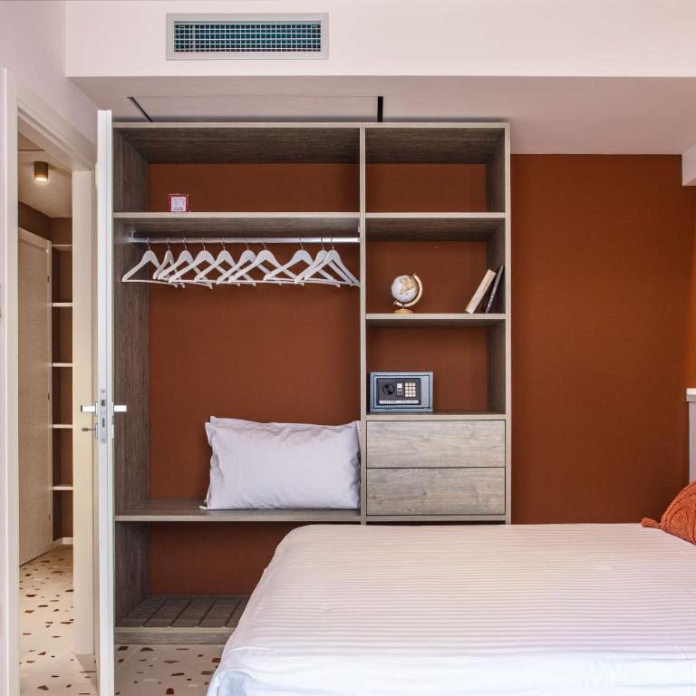 The Lady C - High Apartments - Deluxe Apartment - 7