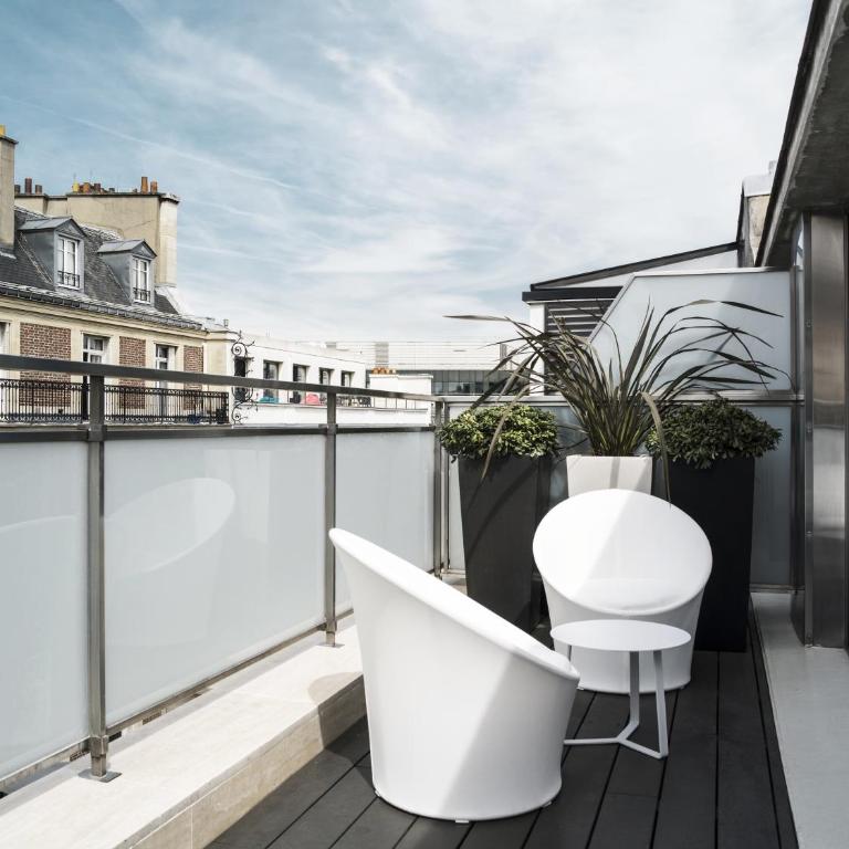 Hotel Ekta Champs Elysées - Chambre Double ou Lits Jumeaux Supérieure avec Terrasse - 2
