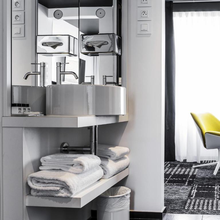 Hotel Ekta Champs Elysées - Suite - 2