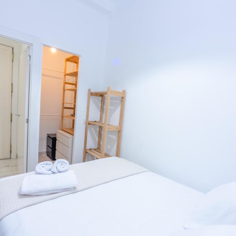 For Your Rentals Título Moderno y elegante apartamento TEMPORAL en barrio Ibiza MEN300 - Apartamento de 2 dormitorios - 28